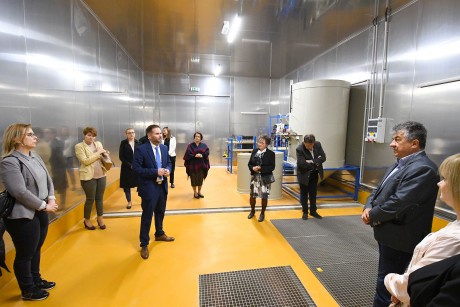 Saját fejlesztésű környezetbarát technológiát alkalmaz új csarnokában az Alba-Kor Kft.